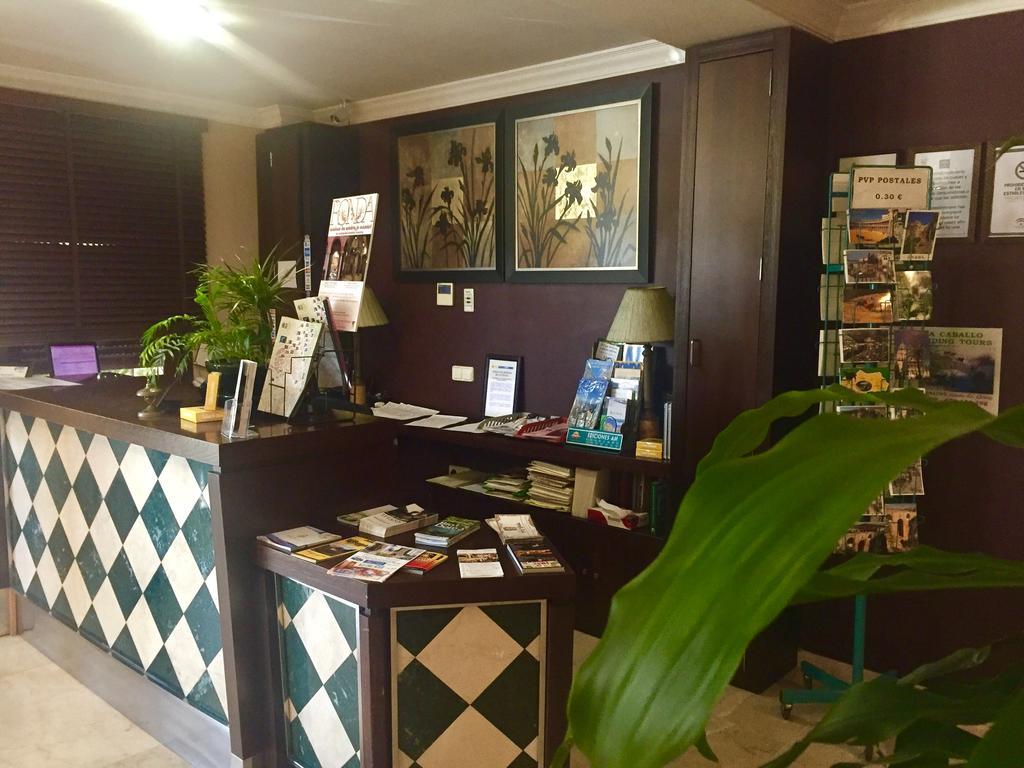Hotel Sierra Hidalga รอนดา ภายนอก รูปภาพ