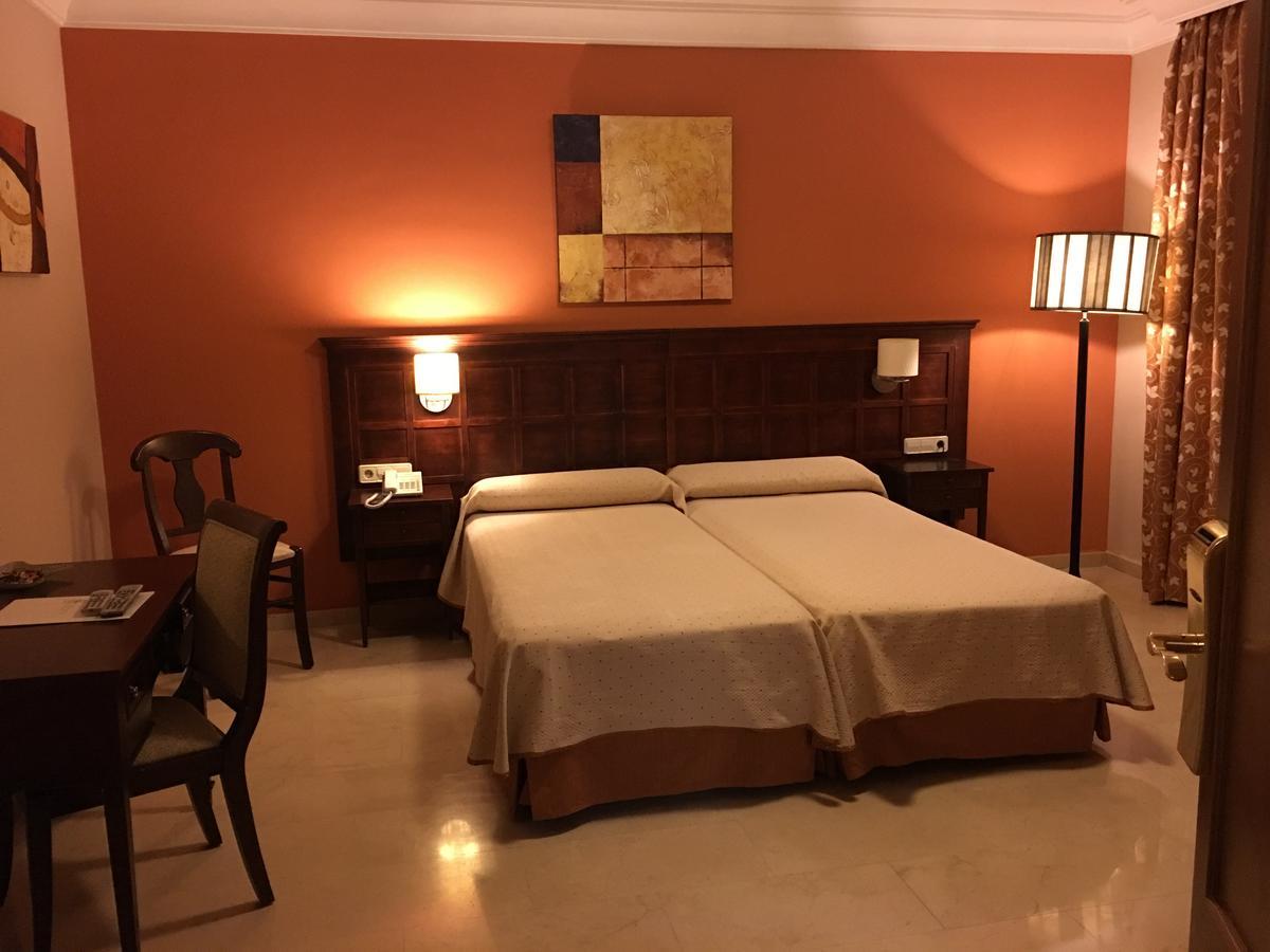 Hotel Sierra Hidalga รอนดา ภายนอก รูปภาพ